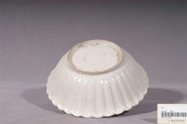 彩繪漁船人家圖花形碗 (共3張)