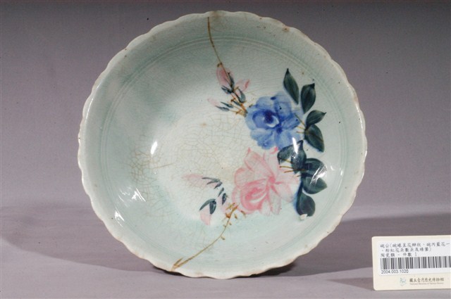 彩繪花卉紋綠釉花形碗 (共4張)