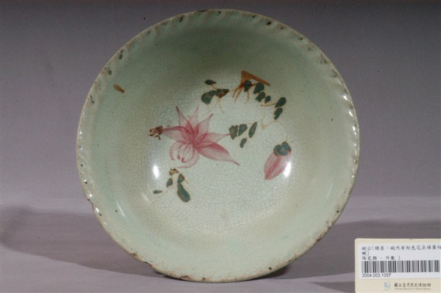 彩繪花卉紋碗 (共3張)