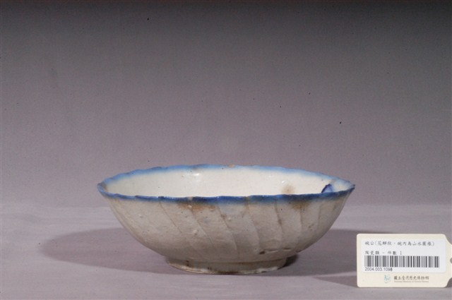 彩繪山水景緻花形碗 (共3張)