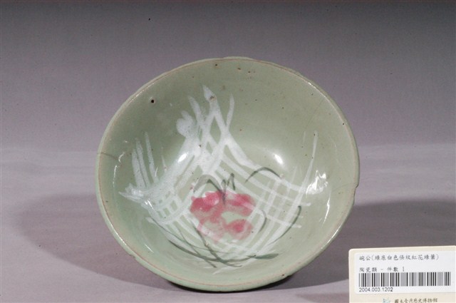 青釉紅花綠葉白條彩繪紋瓷碗 (共3張)