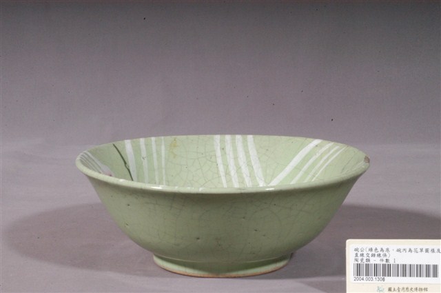 淡綠釉手繪花卉紋碗公 (共3張)