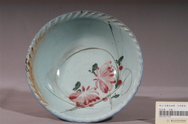 淡藍釉彩繪花卉紋碗公 (共3張)