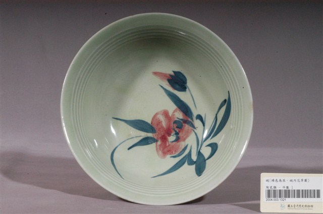 淡綠釉彩繪花卉紋碗公 (共3張)