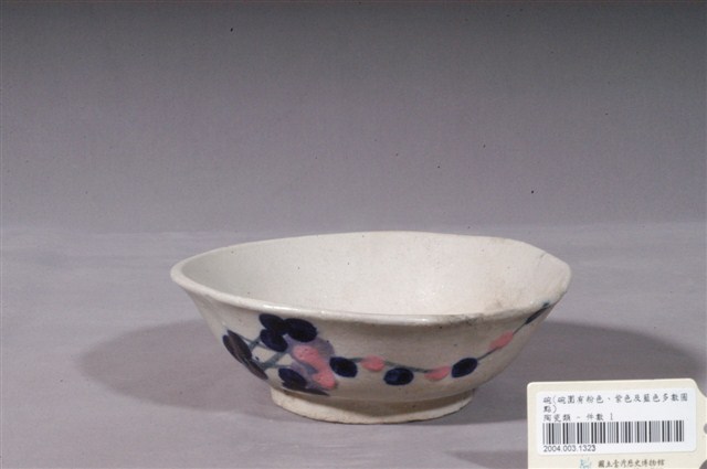 彩繪幾何紋碗花口碗 (共3張)