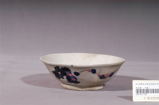 彩繪幾何紋碗花口碗 (共3張)