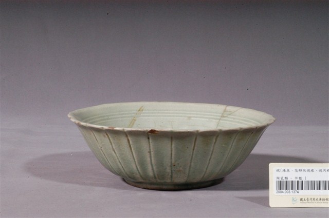 彩釉蝦紋碗 (共4張)