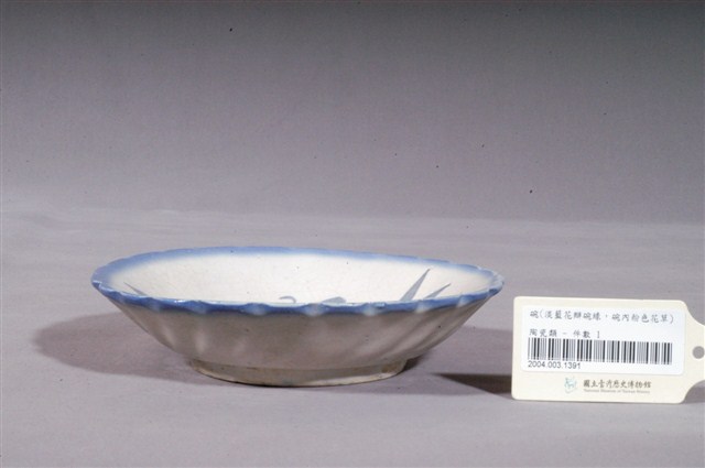 青花釉彩花卉紋花口碗 (共4張)