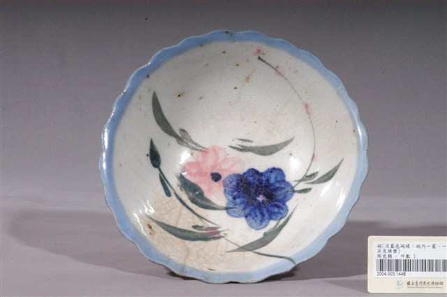 彩繪花卉紋菱花口碗公 (共4張)