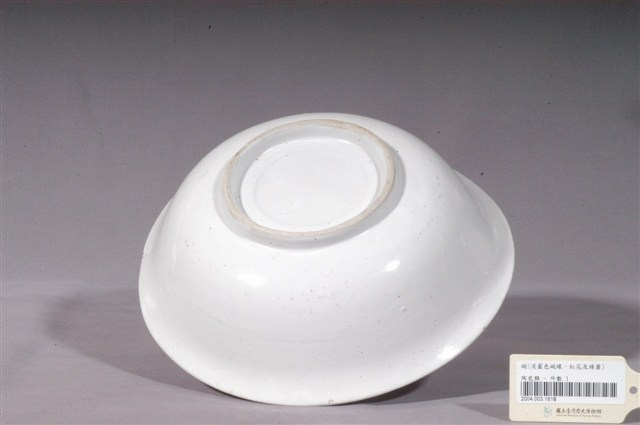 彩繪花卉紋折沿碗公 (共3張)