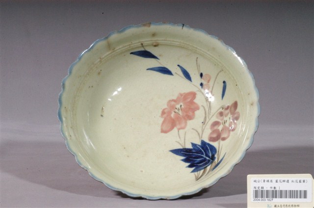 綠地彩繪花卉紋花口碗 (共3張)