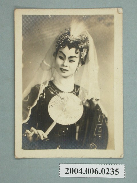 歌仔戲女演員明星照 (共2張)