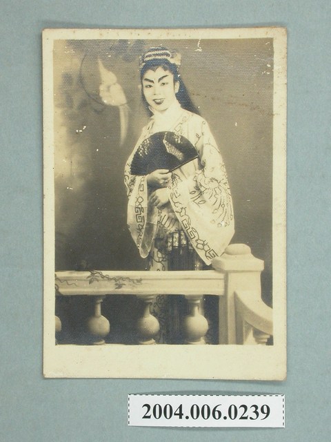 歌仔戲女演員明星照 (共2張)