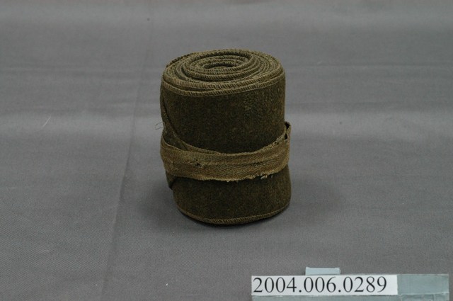 草綠色毛料綁腿 (共4張)