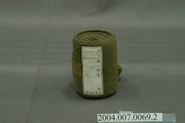 草綠色毛料綁腿 (共4張)