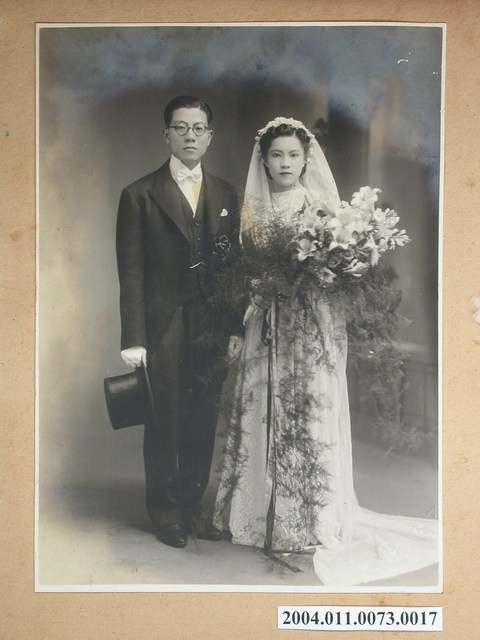 昭和17年王育霖與陳仙槎婚紗照 (共2張)