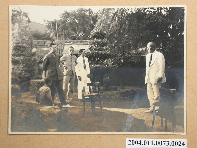 王汝禎與其子合影 (共3張)