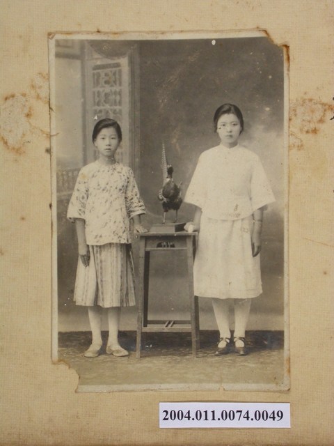 2名女孩合照 (共1張)