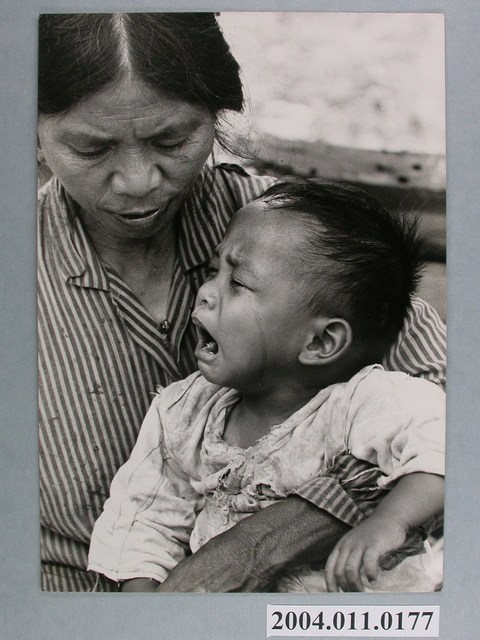 何懷東攝影作品「傷心淚」 (共2張)