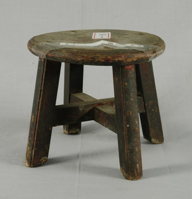 圓形小木凳 (共10張)