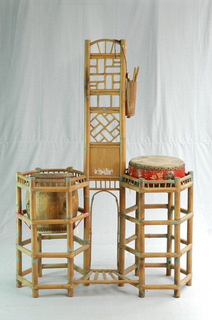 樂器1組含鑼鼓架 (共2張)