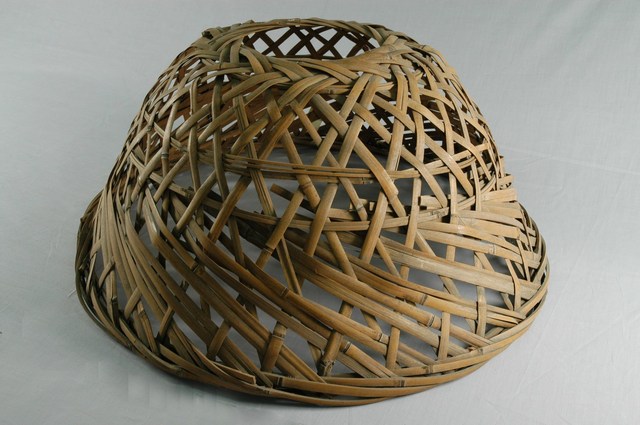 竹編雞罩 (共2張)