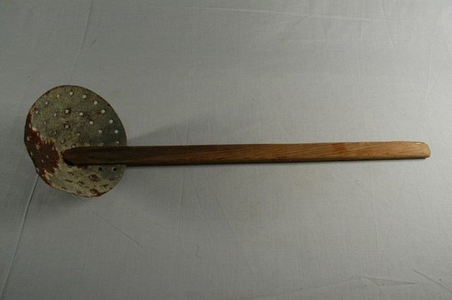 鐵製飯撈子 (共2張)