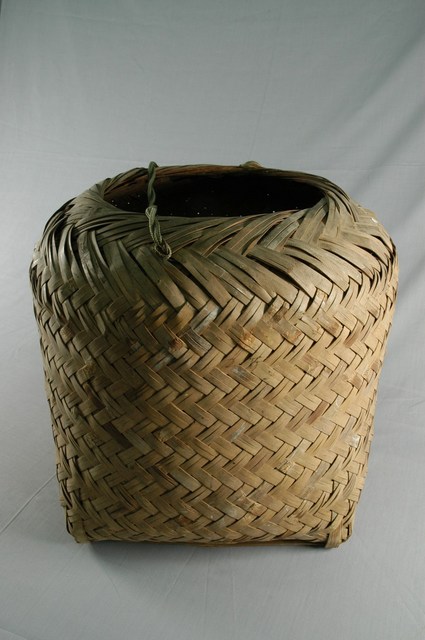 竹編圓桶型茶簍 (共2張)