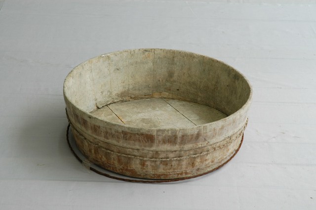 木製土桶 (共2張)