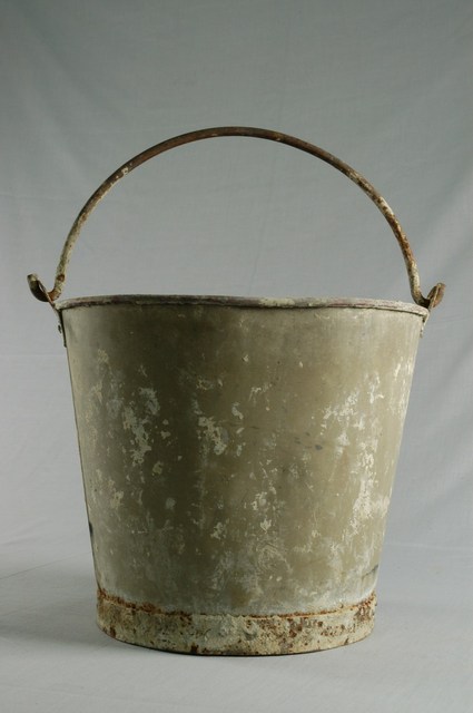 鋁製水桶 (共2張)