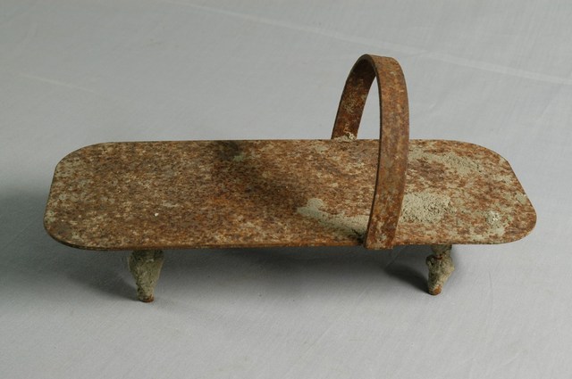 鋪地磚用鐵鞋 (共2張)