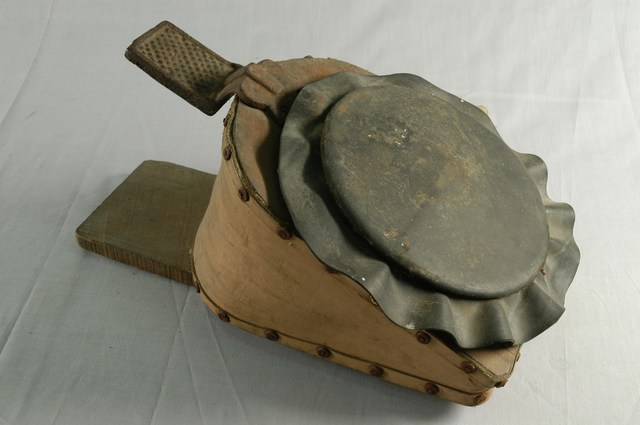 腳踏式風箱 (共2張)