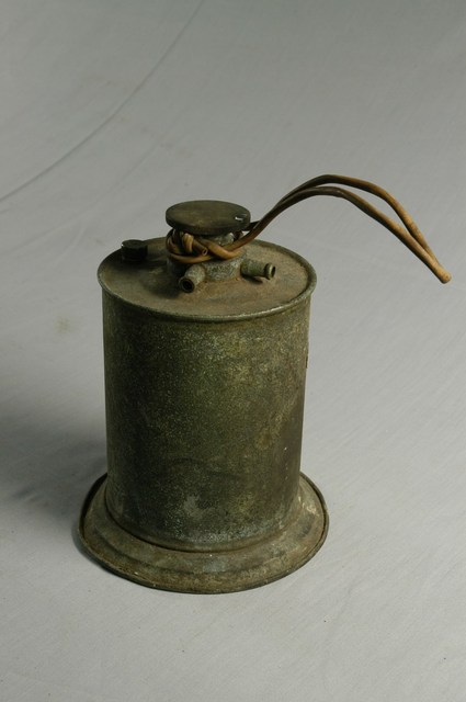 燃料銅筒 (共2張)