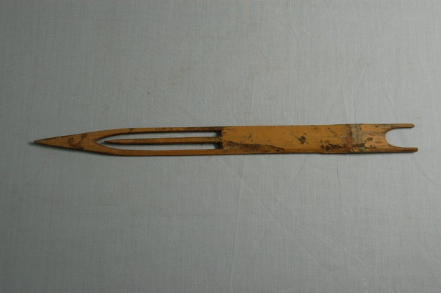 竹製結網器 (共2張)