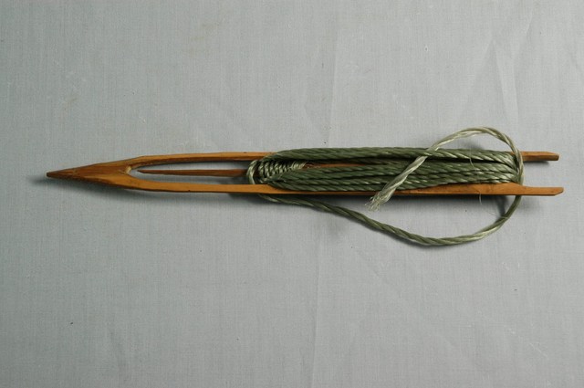 竹製結網器 (共2張)