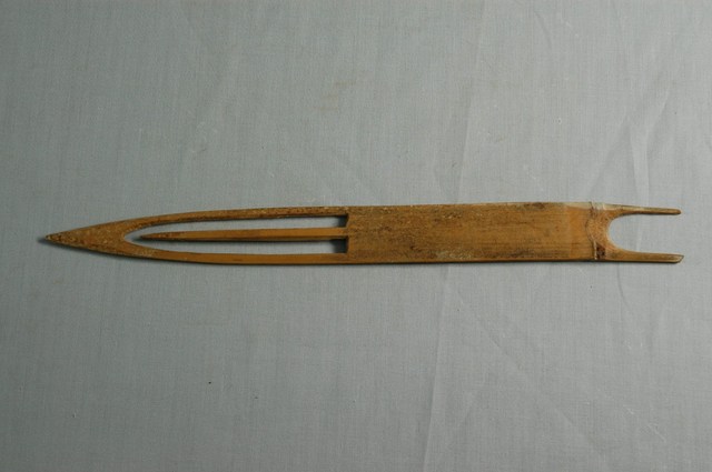 竹製結網器 (共2張)