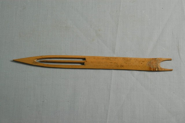 竹製結網器 (共2張)