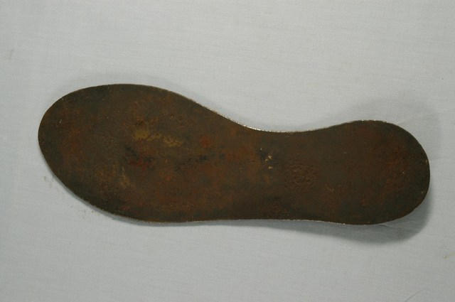鐵鞋底模 (共2張)