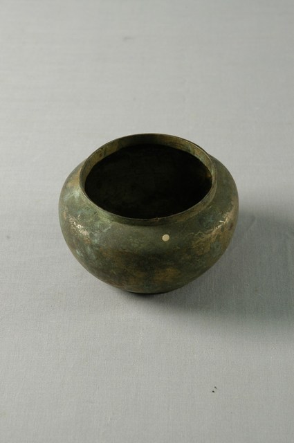 銅質供杯 (共2張)