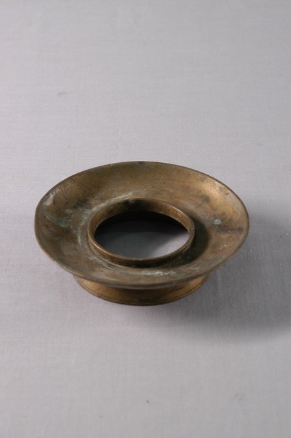 銅質底座 (共2張)