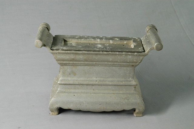 鋁製薦臺 (共2張)