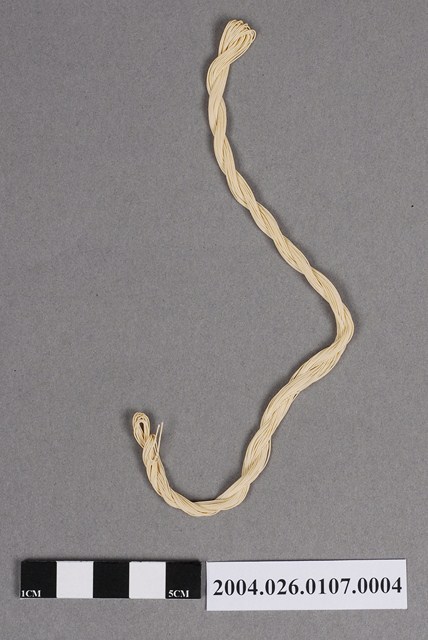 高級縫合絹絲一束 (共4張)