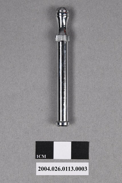 金屬注射器 (共4張)