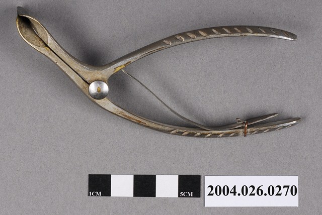 耳鼻喉科鼻鏡 (共4張)