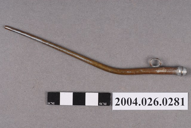 耳鼻喉科吸引管 (共4張)