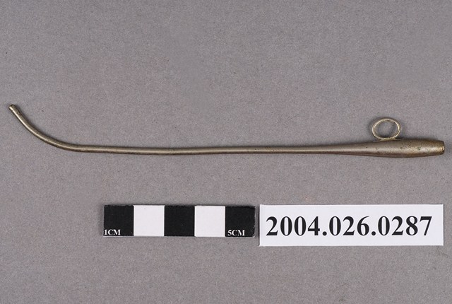 耳鼻喉科吸引管 (共4張)