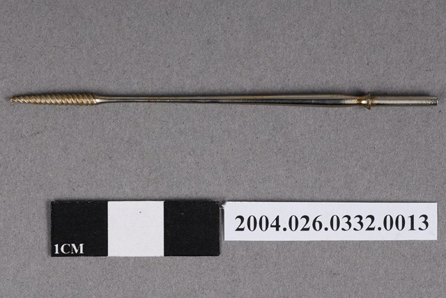 Y.IWATA耳鼻喉科手術工具組之捲綿棒 (共4張)