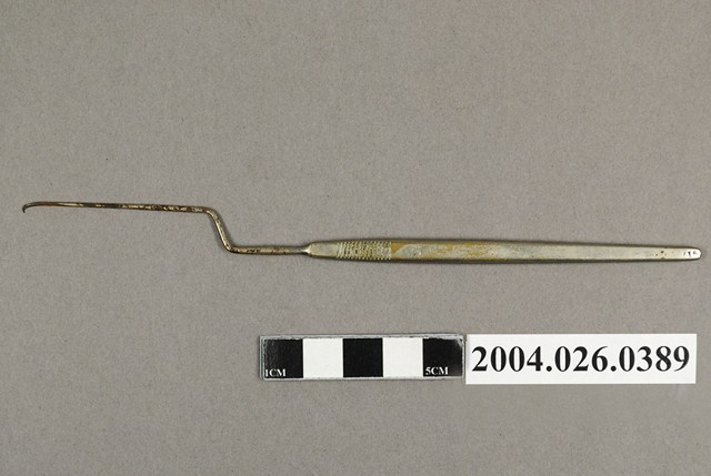 耳鼻喉科槍形耳鉤 (共4張)