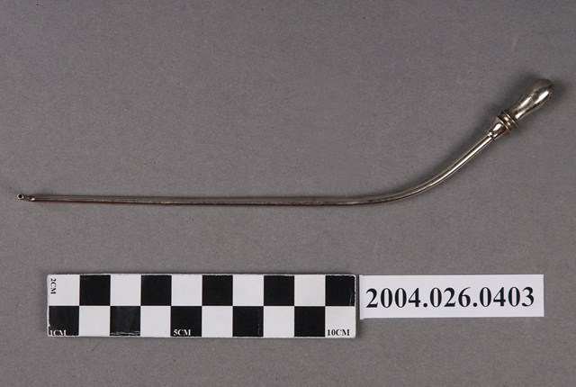 耳鼻喉科L型吸引管 (共4張)