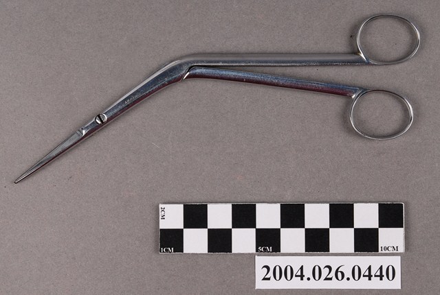 IWATA耳鼻喉科鼻甲介剪 (共4張)